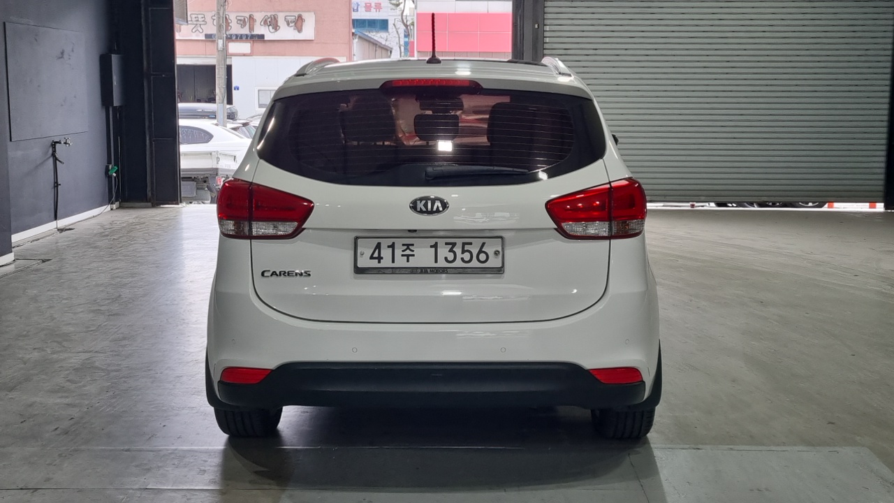 Kia Carens 2.0 LPi Prestige — пробег 124 833 км — фото 4 из 5