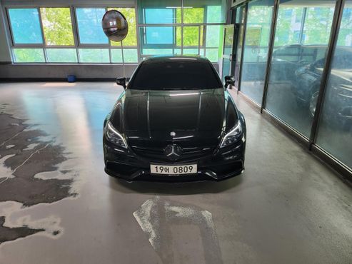 Mercedes-Benz CLS-Class CLS63 AMG 4MATIC — пробег 80 200 км — фото 1 из 5