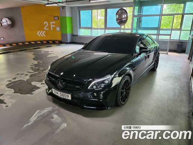 Mercedes-Benz CLS-Class CLS63 AMG 4MATIC — пробег 80 200 км — фото 2 из 5