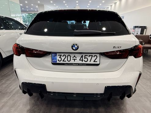 BMW 1-Series 120 M Sport — пробег 8 286 км — фото 4 из 5