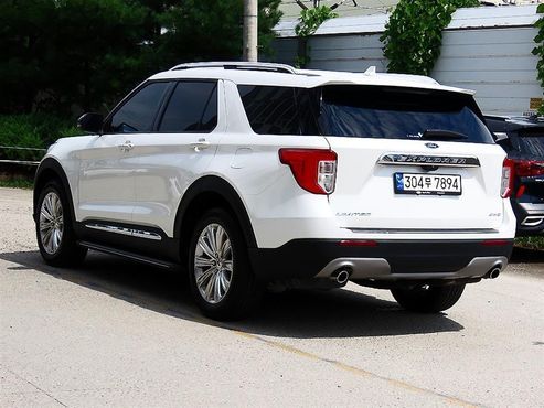Ford Explorer 2.3 LimIted 4WD — пробег 13 777 км — фото 3 из 5