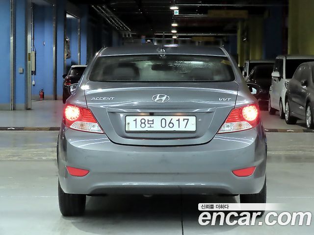 Hyundai Accent 1.4 VVT Luxury — пробег 142 516 км — фото 3 из 5