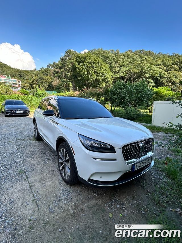 Lincoln Corsair 2.0 Reserve AWD — пробег 28 082 км — фото 3 из 5