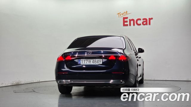 Mercedes-Benz E-Class из Кореи Encar