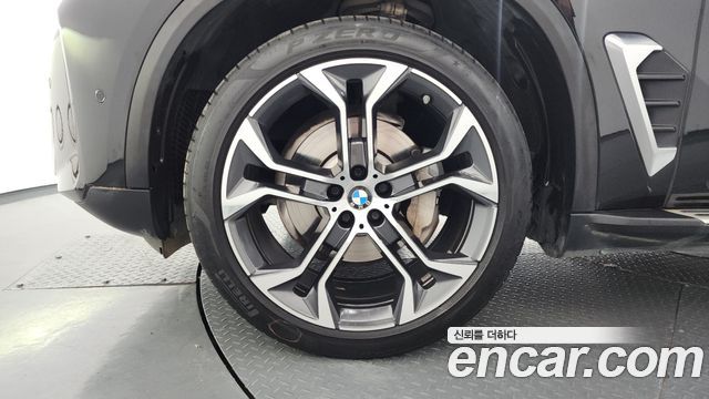 BMW X5 xDrive 30d xLine — пробег 99 689 км — фото 5 из 5