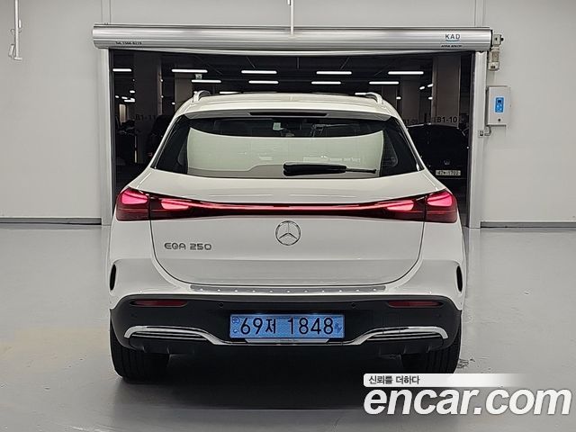 Mercedes-Benz EQA из Кореи Encar