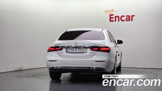 Mercedes-Benz E-Class из Кореи Encar