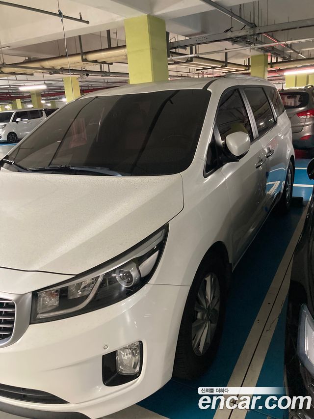 Kia Carnival из Кореи Encar