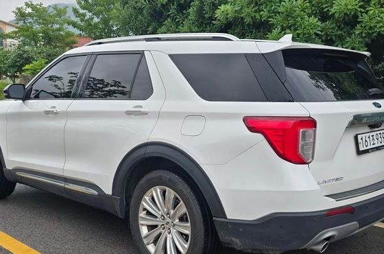 Ford Explorer 2.3 LimIted 4WD — пробег 99 286 км — фото 2 из 5