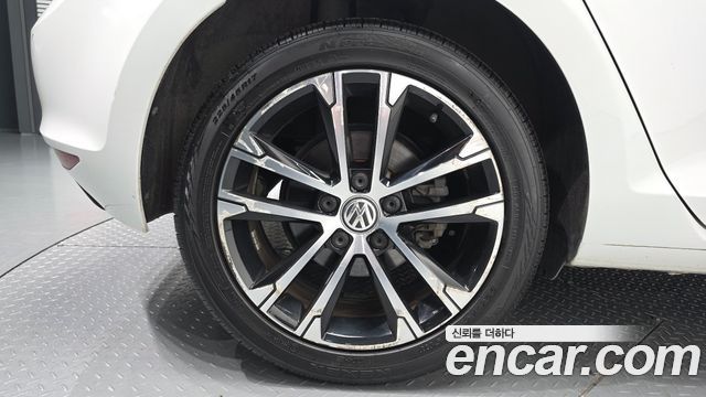 Volkswagen Golf из Кореи Encar