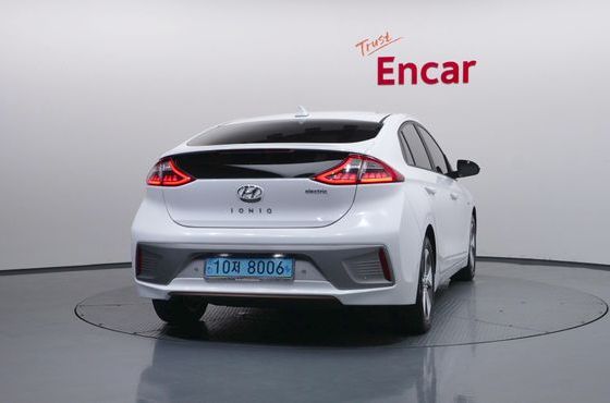 Hyundai Ioniq I — пробег 84 534 км — фото 4 из 5