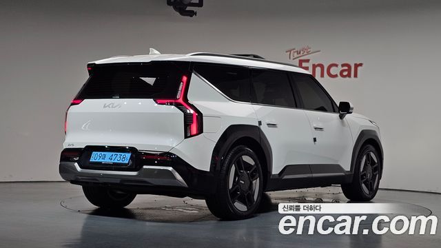 Kia EV9 Long Range 4WD Earth — пробег 46 879 км — фото 2 из 5