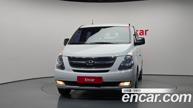 Hyundai Starex 5-Seater LPi VAN CVX Luxury — пробег 331 754 км — фото 3 из 5