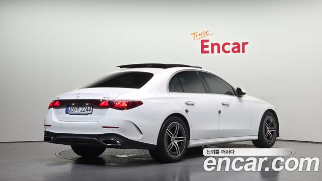 Mercedes-Benz E-Class из Кореи Encar