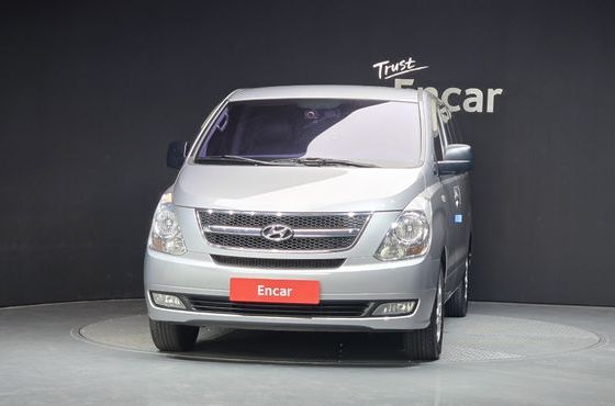 Hyundai Starex 11-Seater Wagon CVX Premium — пробег 275 017 км — фото 3 из 5