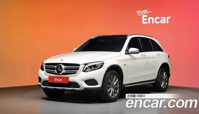 Mercedes-Benz GLC-Class GLC350e 4MATIC Premium — пробег 85 431 км — фото 1 из 5
