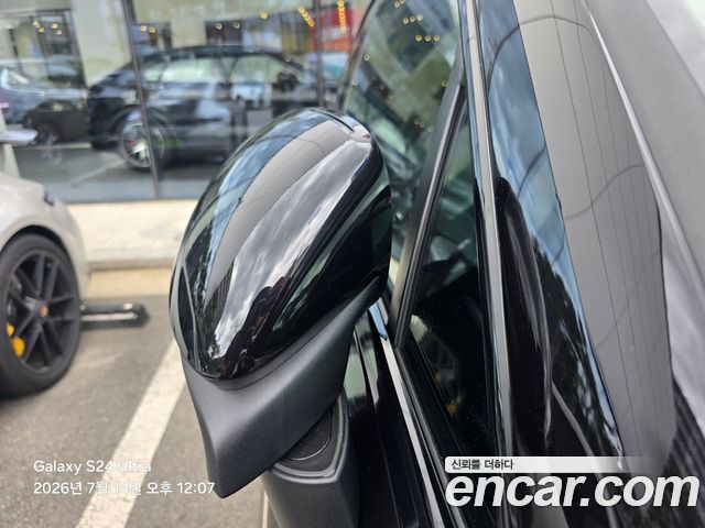 Porsche Macan 4S — пробег 1 300 км — фото 4 из 5