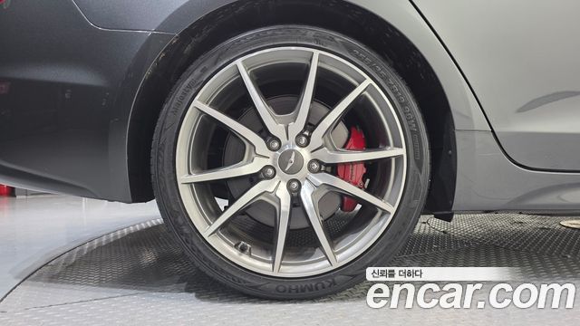 Genesis G70 из Кореи Encar