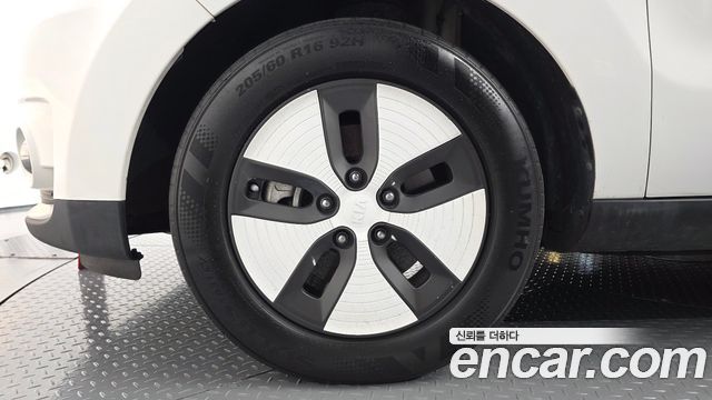 Kia Soul EV — пробег 167 994 км — фото 5 из 5