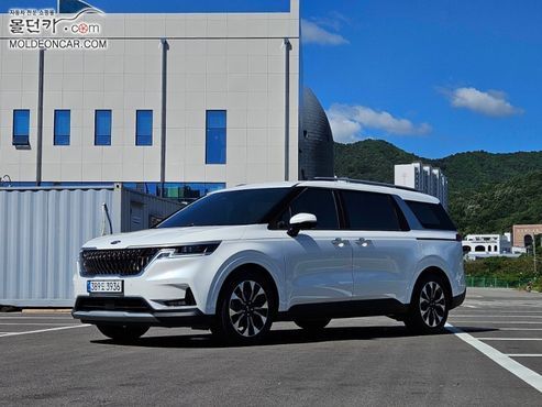 Kia Carnival Diesel 9-Seater Prestige — пробег 81 537 км — фото 1 из 5