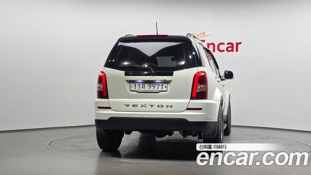 Ssangyong Rexton 2.2 4WD RX7 Luxury — пробег 163 222 км — фото 4 из 5