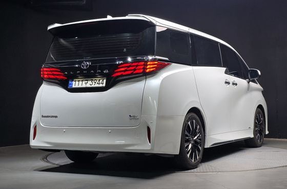 Toyota Alphard 2.5 HEV Executive AWD — пробег 19 210 км — фото 2 из 5