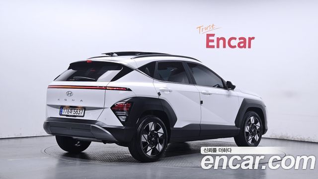 Hyundai Kona Inspiration — пробег 27 879 км — фото 2 из 5