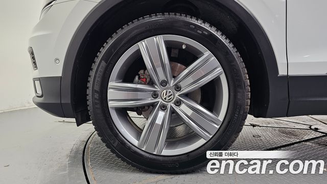 Volkswagen Tiguan из Кореи Encar