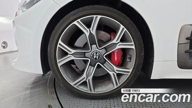 Kia Stinger из Кореи Encar