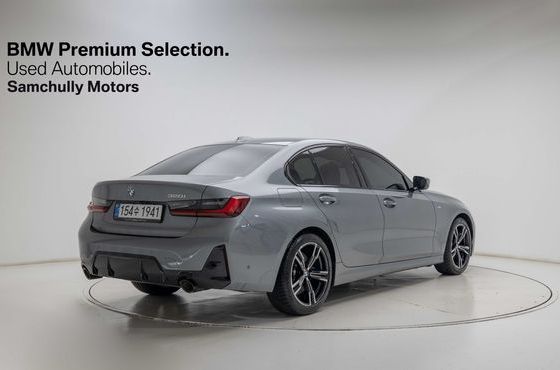 BMW 3-Series 320i M Sport — пробег 8 420 км — фото 4 из 5