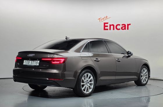 Audi A4 30 TDI — пробег 95 012 км — фото 2 из 5