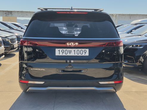 Kia Carnival Diesel 9-Seater Signature — пробег 25 740 км — фото 4 из 5