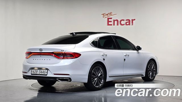 Hyundai Grandeur 3.3 Celebrity — пробег 49 013 км — фото 2 из 5