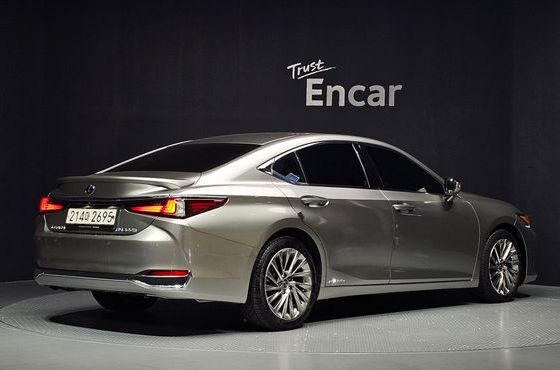 Lexus ES Executive — пробег 103 153 км — фото 2 из 5