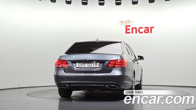 Mercedes-Benz E-Class из Кореи Encar