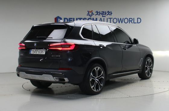 BMW X5 xDrive 30d xLine — пробег 117 047 км — фото 2 из 5