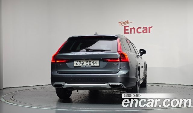 Volvo V90 из Кореи Encar