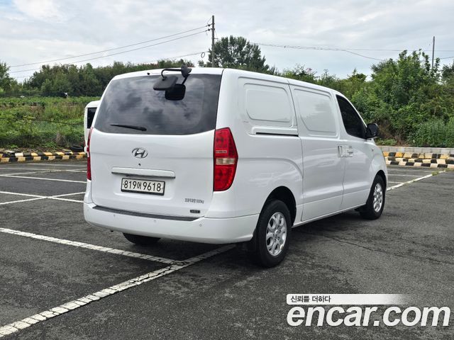 Hyundai Starex 3-Seater VAN CVX Deluxe — пробег 262 981 км — фото 4 из 5
