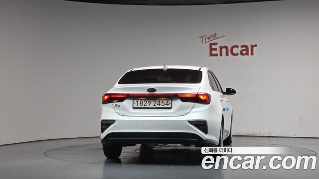 Kia K3 из Кореи Encar