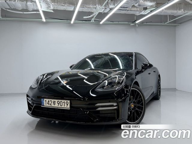 Porsche Panamera 2.9 AWD — пробег 37 000 км — фото 1 из 5