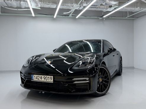 Porsche Panamera 2.9 AWD — пробег 37 000 км — фото 1 из 5