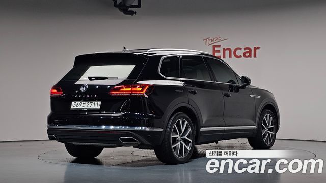 Volkswagen Touareg 3.0 TDI Prestige — пробег 117 829 км — фото 2 из 5