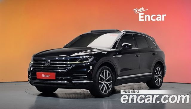 Volkswagen Touareg 3.0 TDI Prestige — пробег 117 829 км — фото 1 из 5