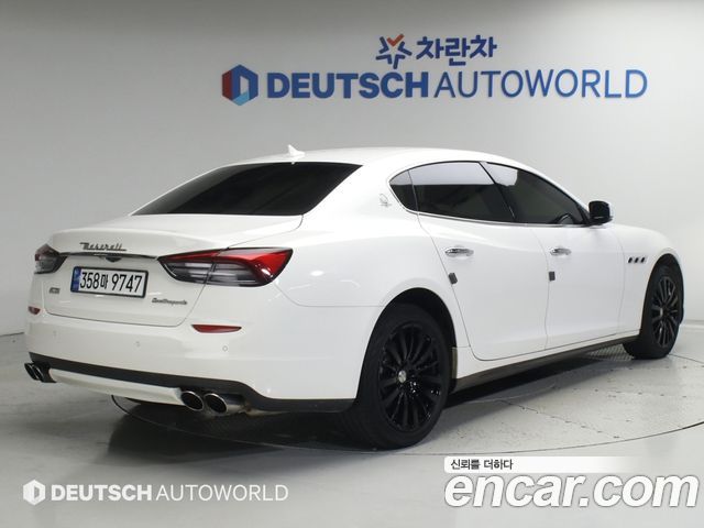 Maserati Quattroporte 3.0 V6 — пробег 76 317 км — фото 2 из 5