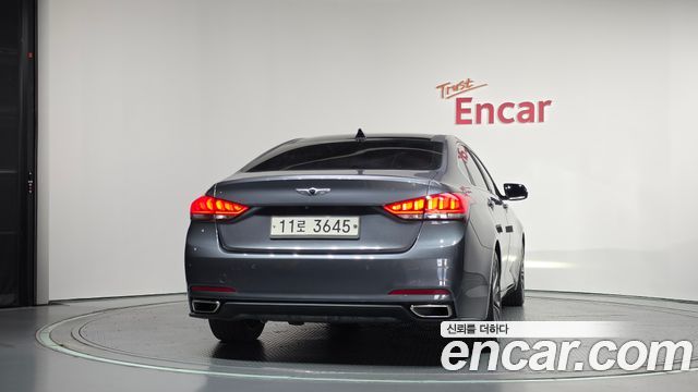Hyundai Genesis из Кореи Encar