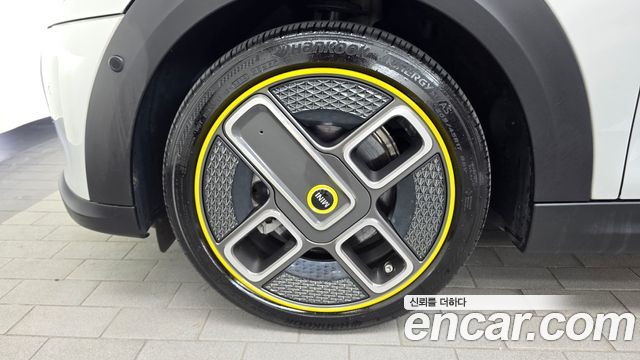 Mini Cooper SE Electric 3rd — пробег 12 073 км — фото 5 из 5