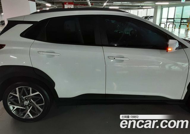 Hyundai Kona Smart — пробег 126 504 км — фото 5 из 5