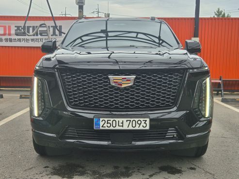 Cadillac Escalade 6.2 ESV ESV Sports Platinum — пробег 11 300 км — фото 2 из 5