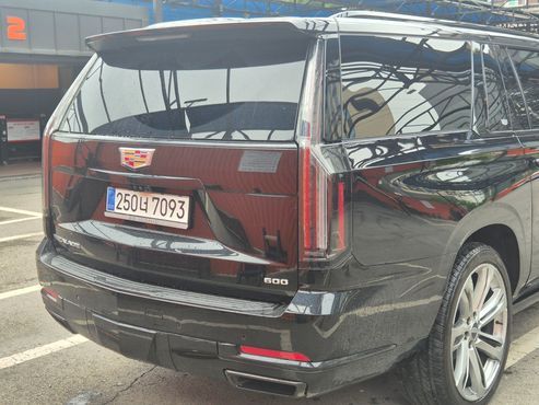 Cadillac Escalade 6.2 ESV ESV Sports Platinum — пробег 11 300 км — фото 4 из 5