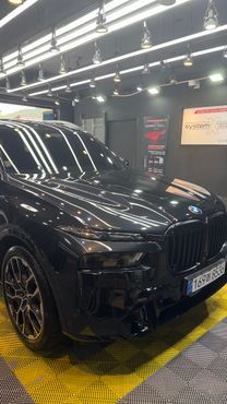 BMW X7 xDrive 40d M Sport 7 STR — пробег 10 600 км — фото 1 из 5